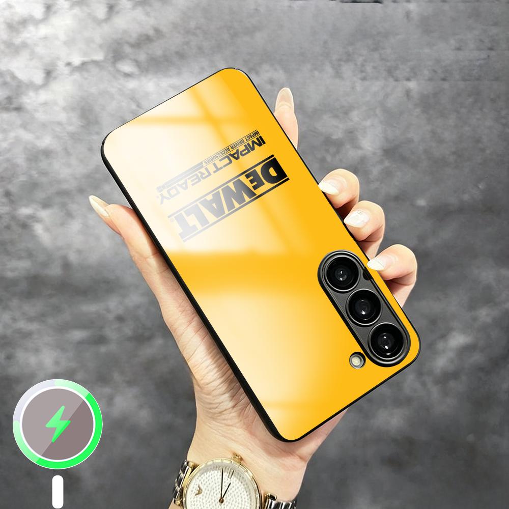Phone Cases Art - เคสโทรศัพท์ดีไซน์เท่ห์สไตล์ DeWalt สำหรับ Samsung S26 S25